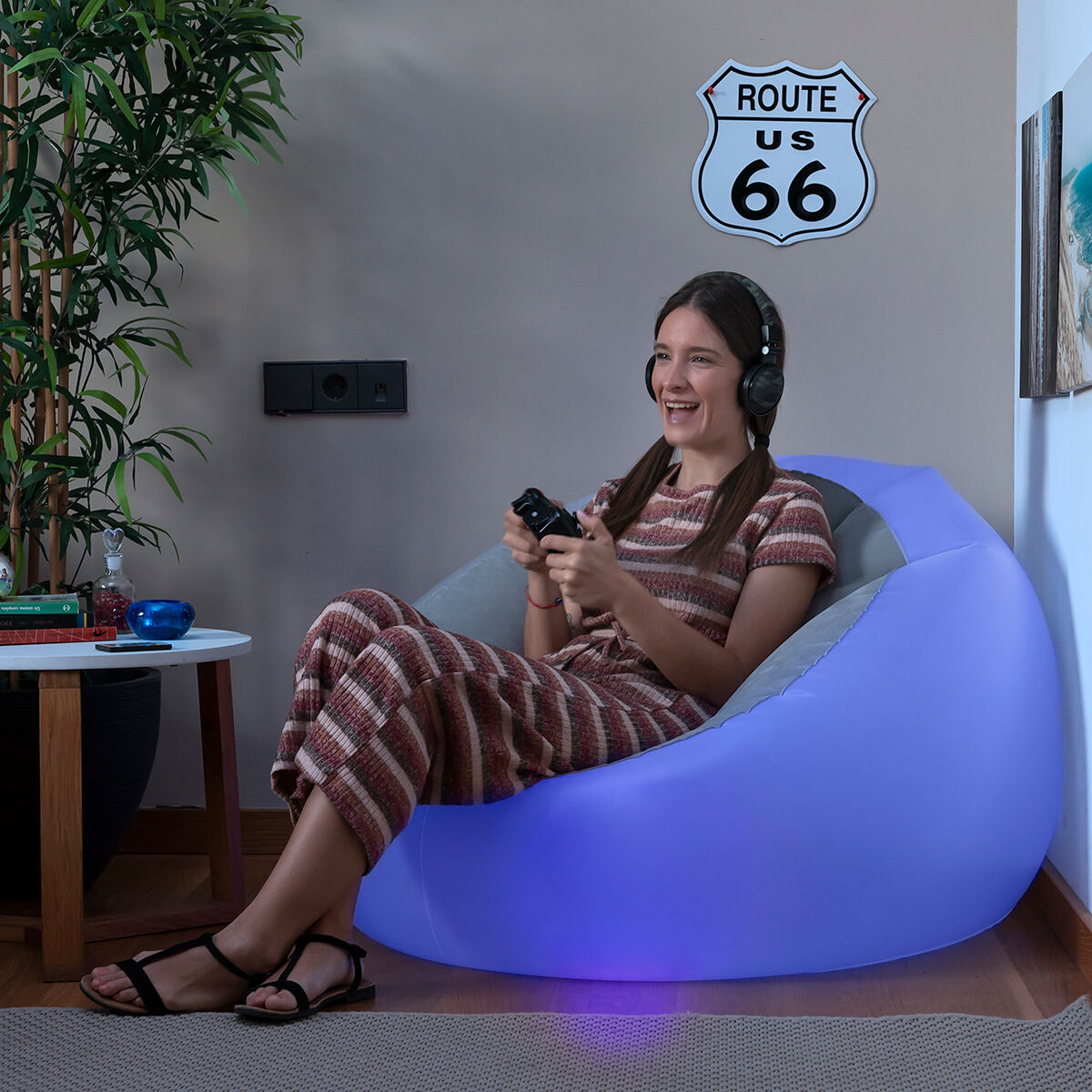 Opblaasbare fauteuil met veelkleurige led en afstandsbediening 