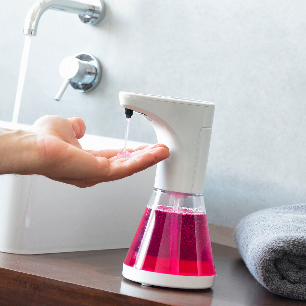 Automatische zeepdispenser met sensor